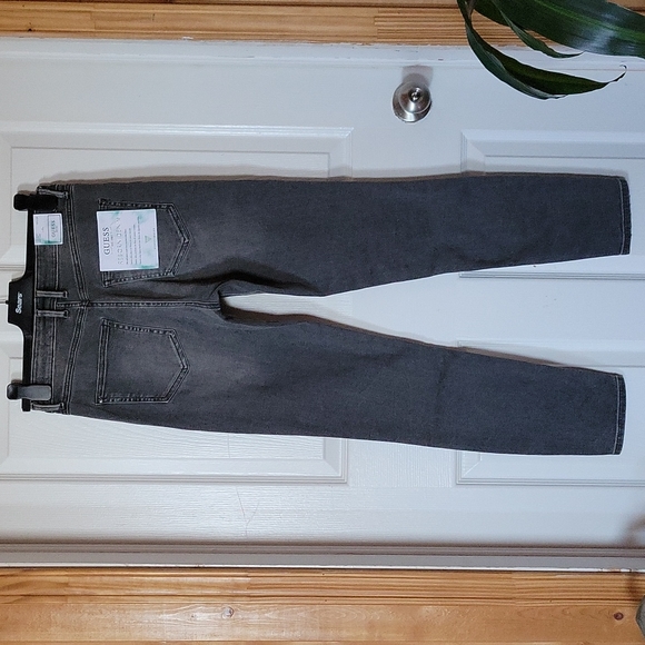 Guess High Rise Skinny Jeans - Picture 3 of 8